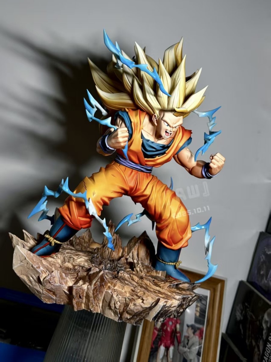 Super Saiyan 3 Goku - Dragon Ball