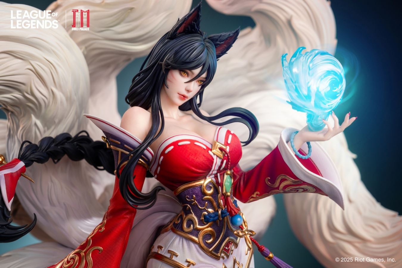 Nine-Tailed Fox Ahri - League of Legends