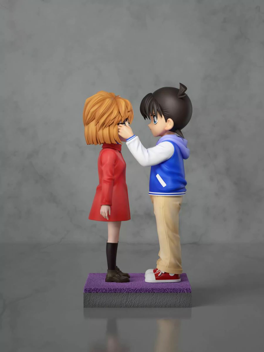Conan and Haibara Ai - Detective Conan