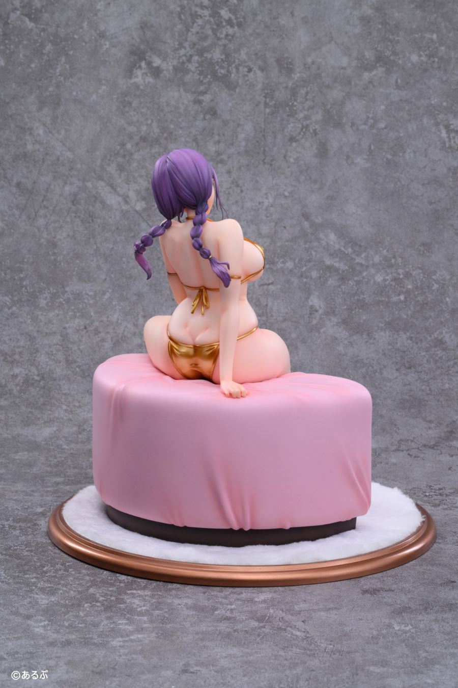 Miyoshi Gold Bikini Ver. illustrated by Arp 1/6