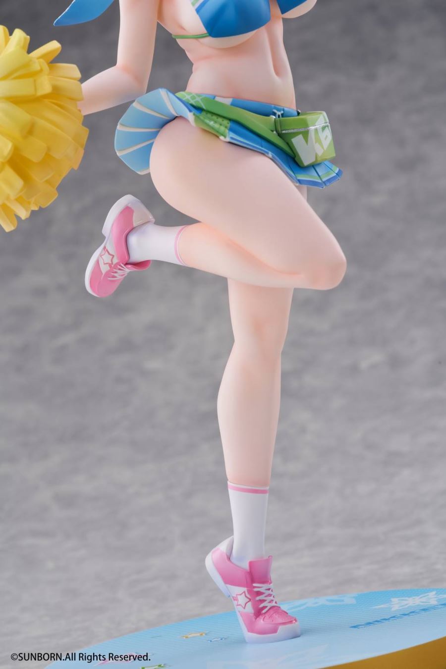 Girls' Frontline 2: Exiled Nikita: Dancing Like the Sun 1/7