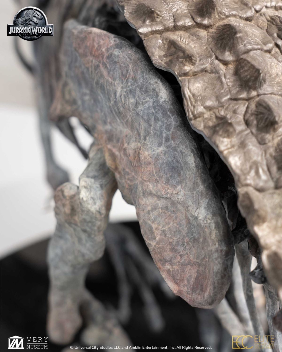 Indominus rex Skeleton Bronze - Jurassic World 1/12