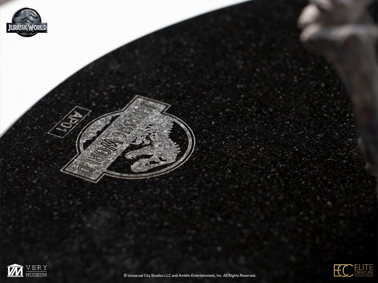 Indominus rex Skeleton Bronze - Jurassic World 1/12