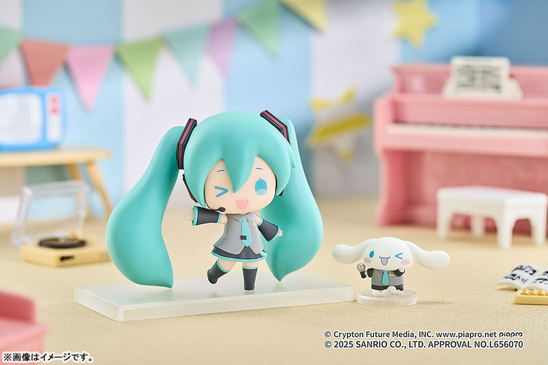 Trading Figure Hatsune Miku x Cinnamoroll
