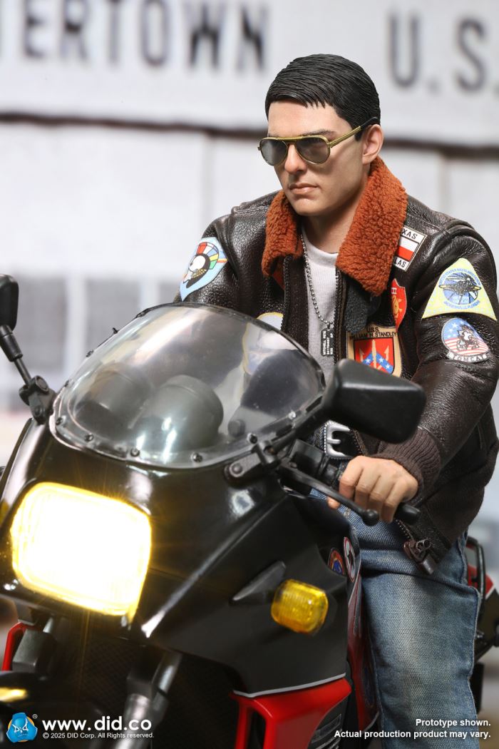 US Navy Pilot - Lieutenant Peter 1/6