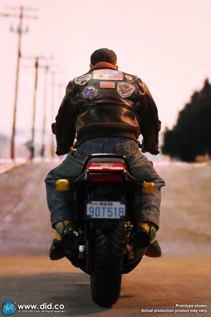 US Navy Pilot - Lieutenant Peter 1/6