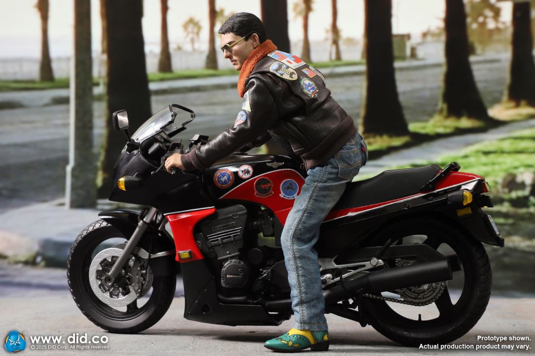 US Navy Pilot - Lieutenant Peter 1/6