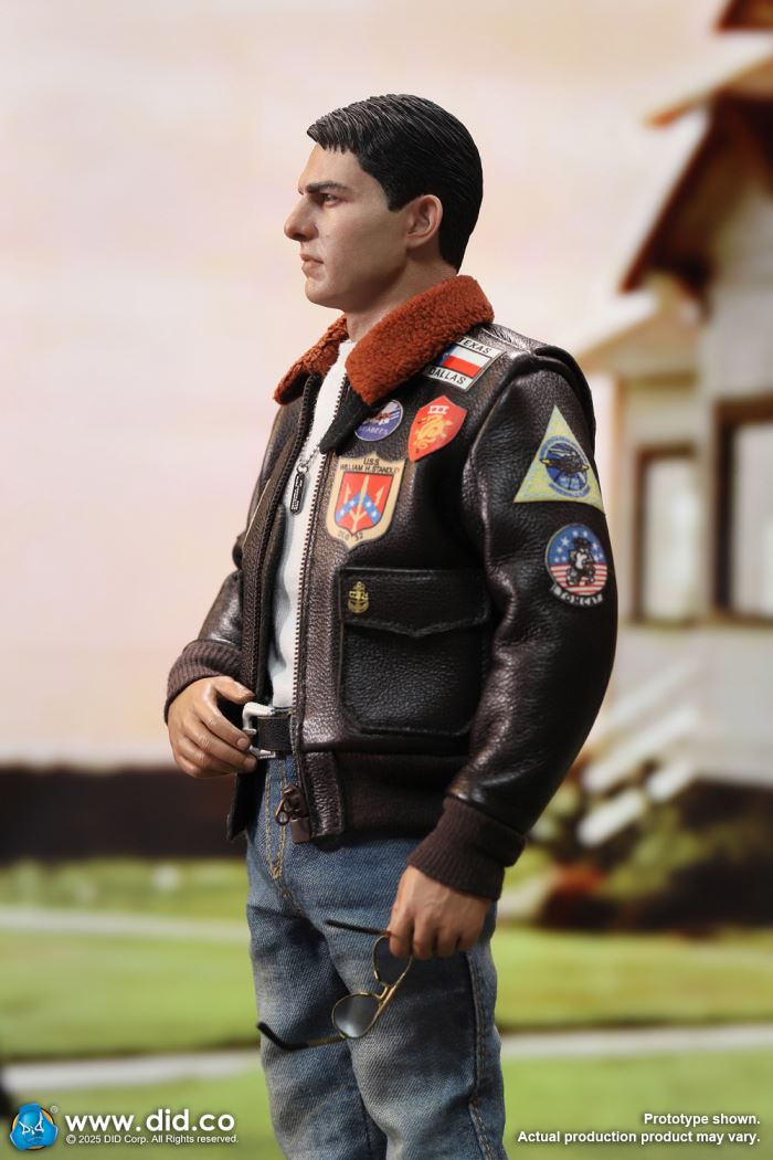 US Navy Pilot - Lieutenant Peter 1/6
