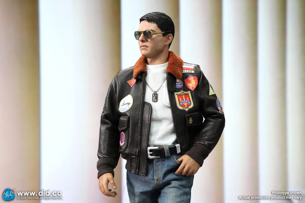 US Navy Pilot - Lieutenant Peter 1/6