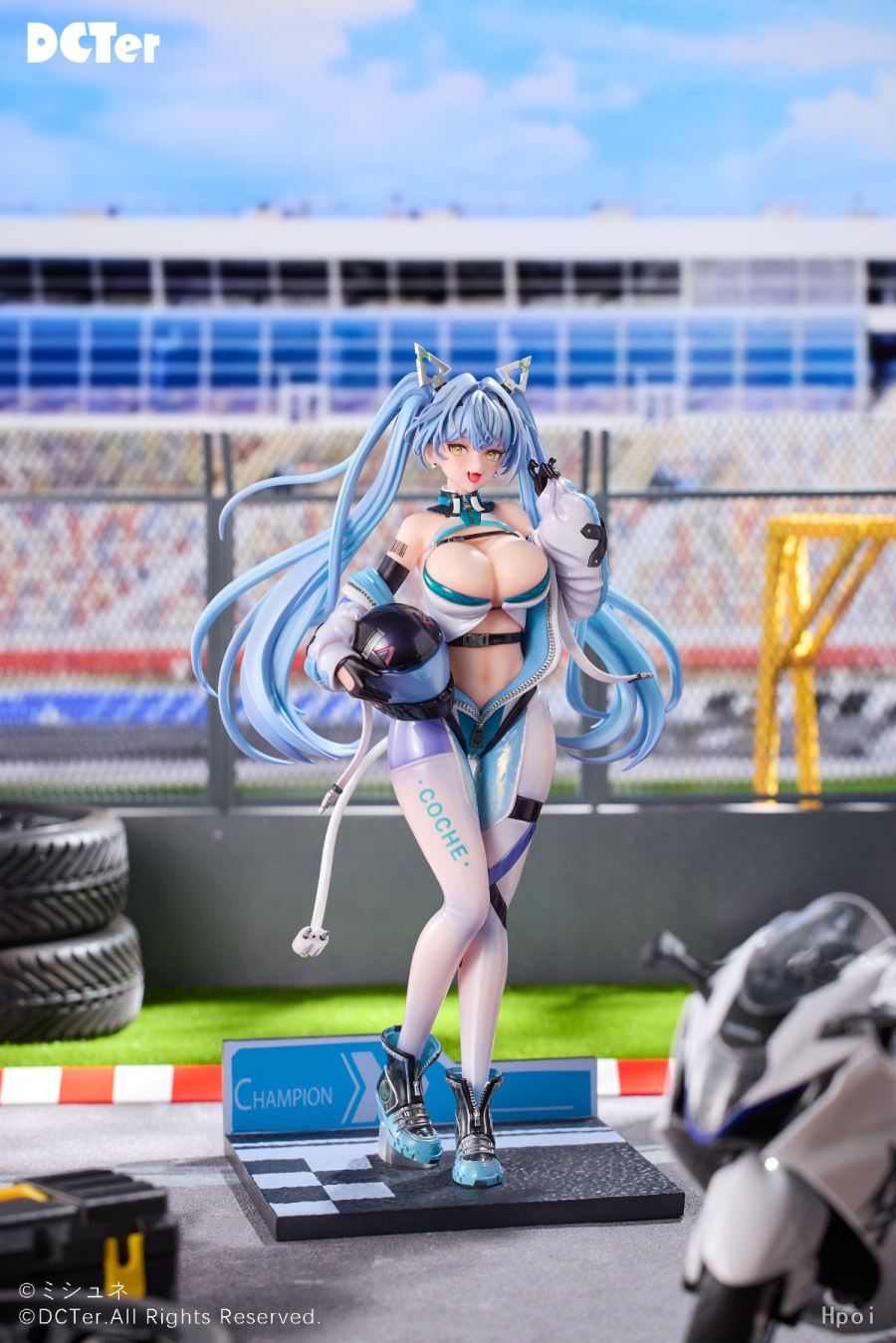 Motorcycle Girl Aila 1/7