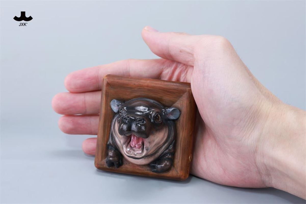 Baby Hippo Fridge Magnet：MooDeng