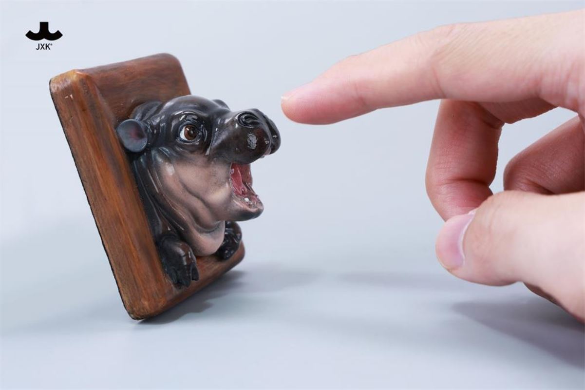 Baby Hippo Fridge Magnet：MooDeng