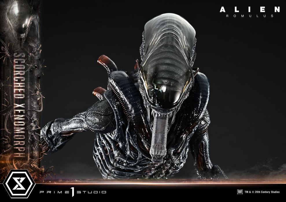 Alien: Romulus  Scorched Xenomorph DX Version