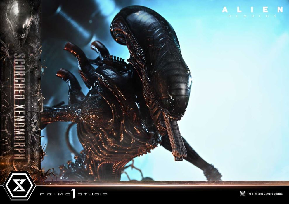 Alien: Romulus  Scorched Xenomorph DX Version