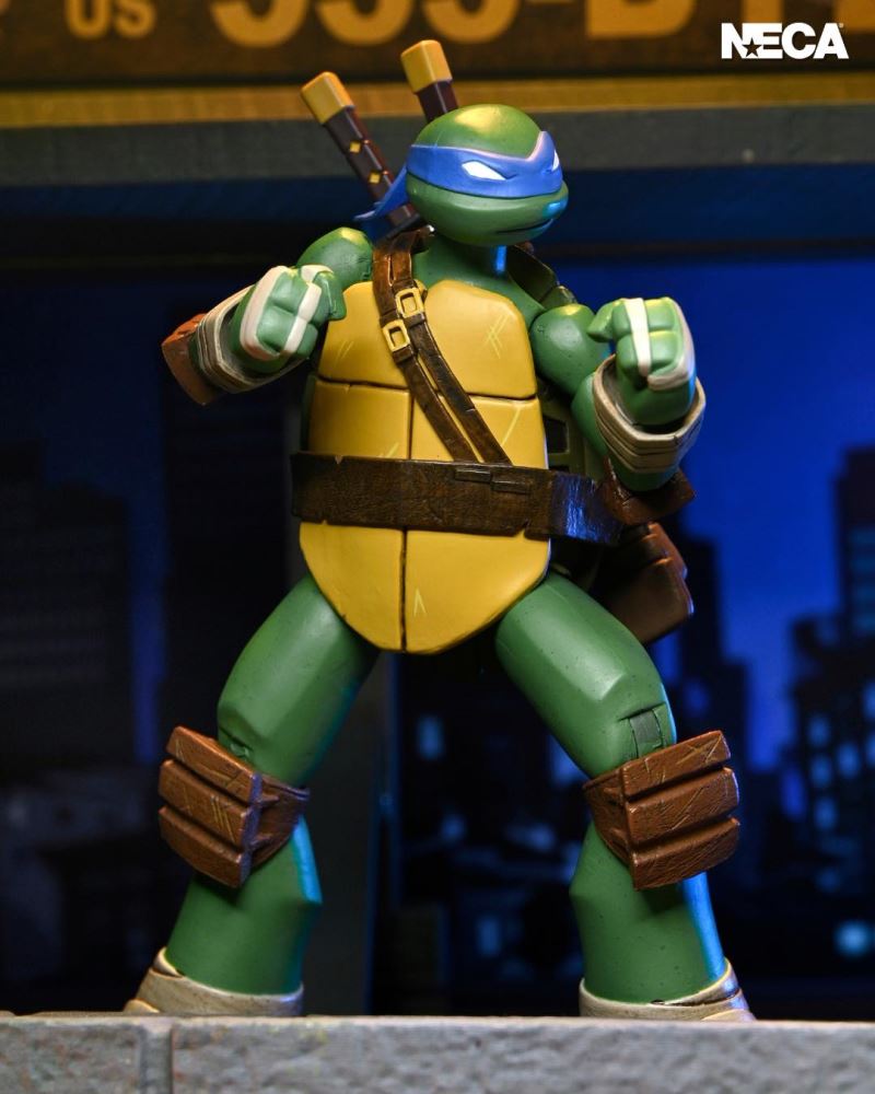 Teenage Mutant Ninja Turtles 2012: the turtles and Shredder