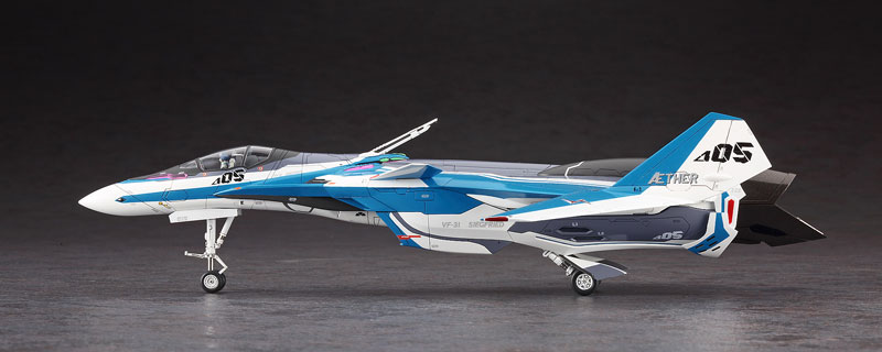 VF-31J Siegfried Hayate Custom Macross Delta 1/72