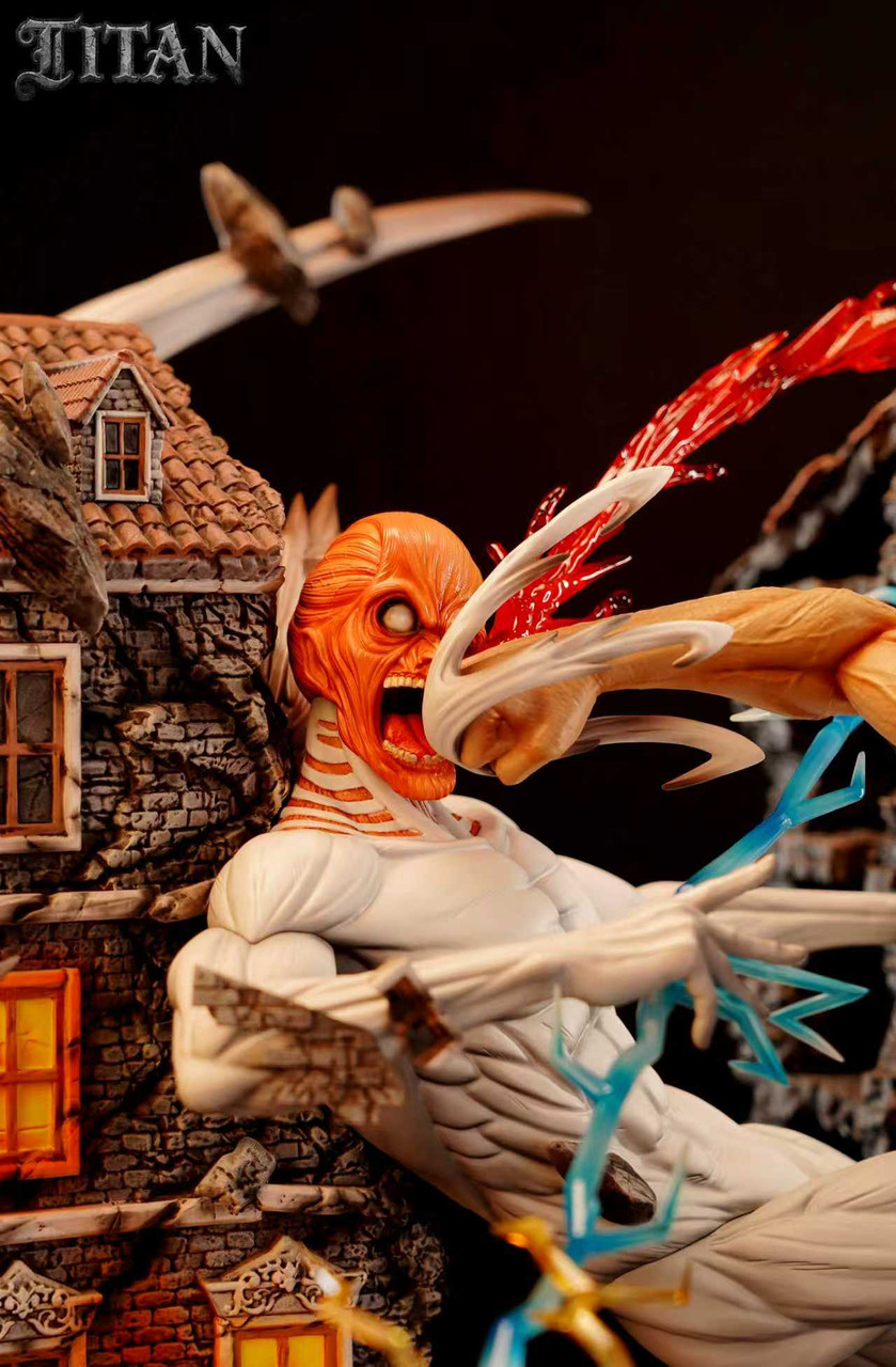 Warhammer vs Attack Titan - Attack On Titan