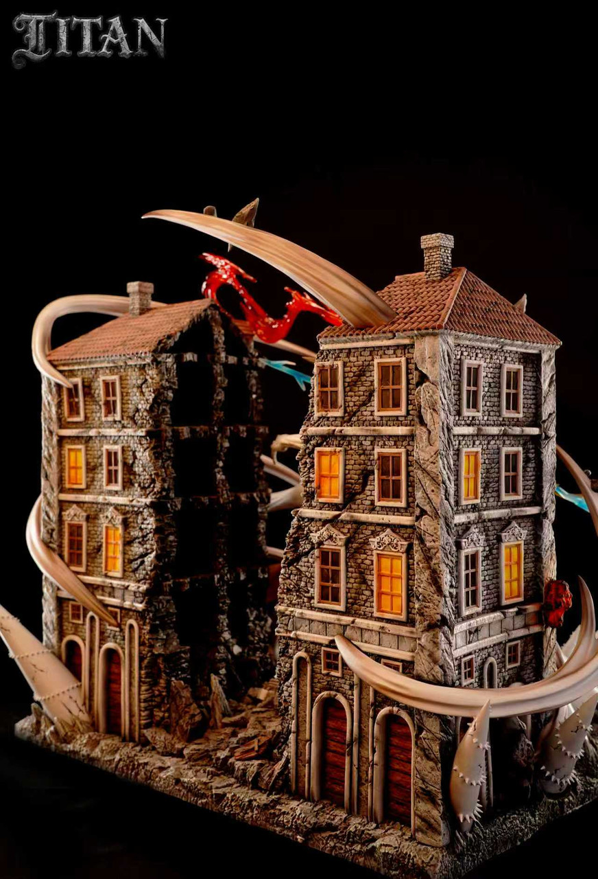 Warhammer vs Attack Titan - Attack On Titan