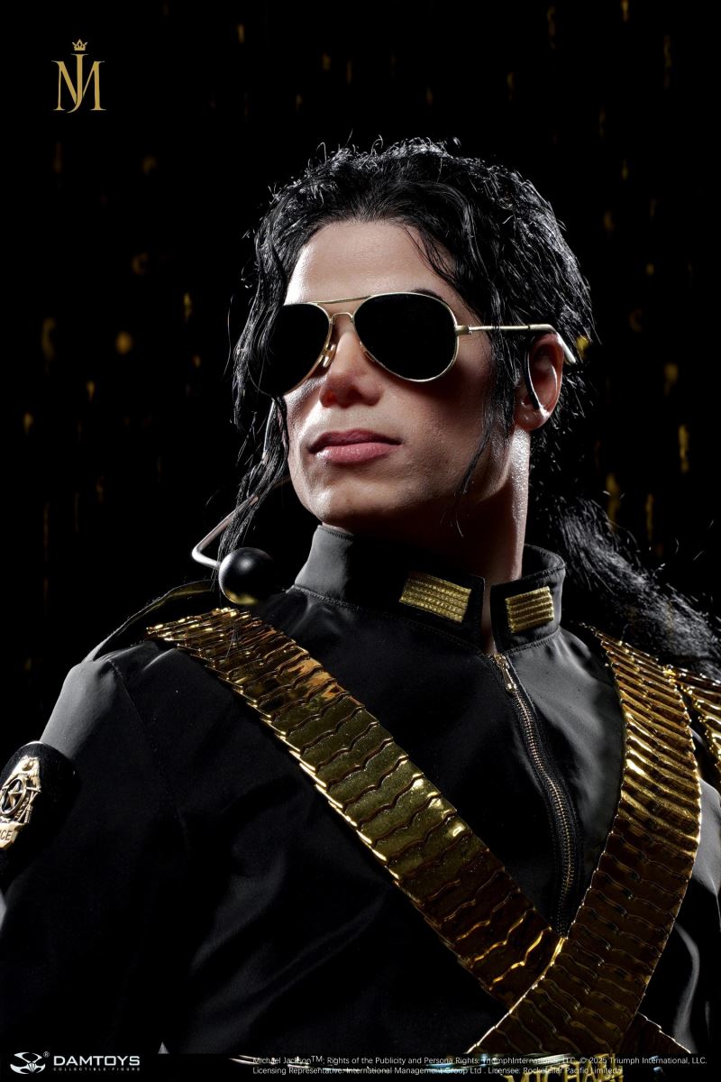 Michael Jackson 1/2 Hyper-Realistic Celebrity Statue