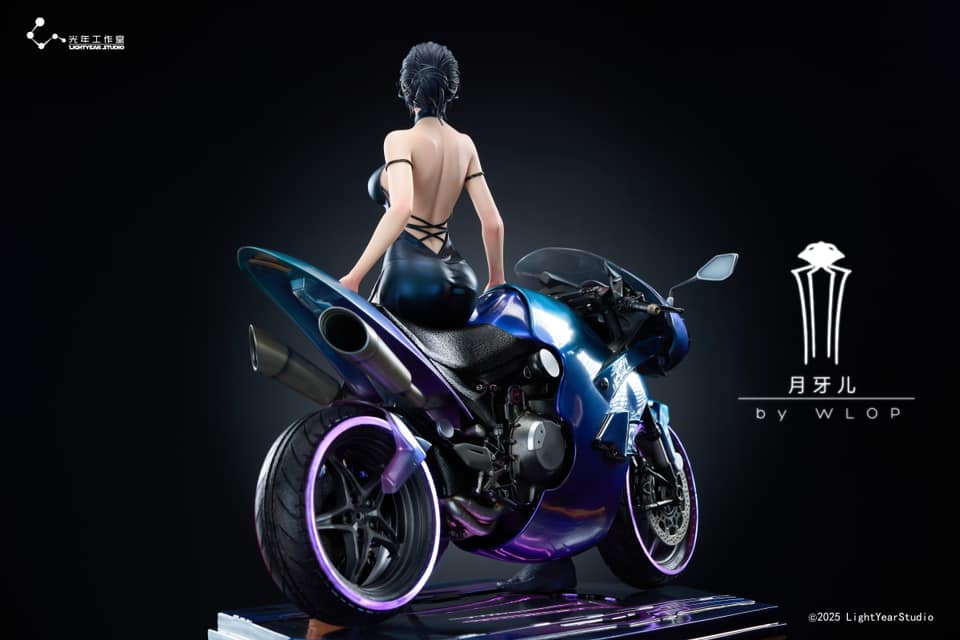 Yue Yaer - Crescent Moon 1/4