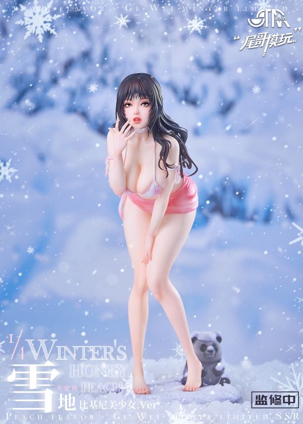 Snow Peach Bikini Beauty Girl