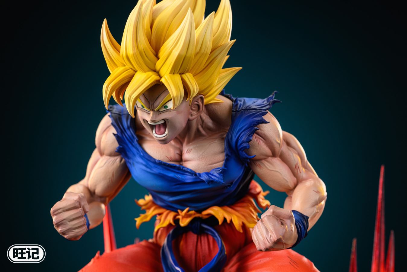 First Super Saiyan Goku - Dragon Ball