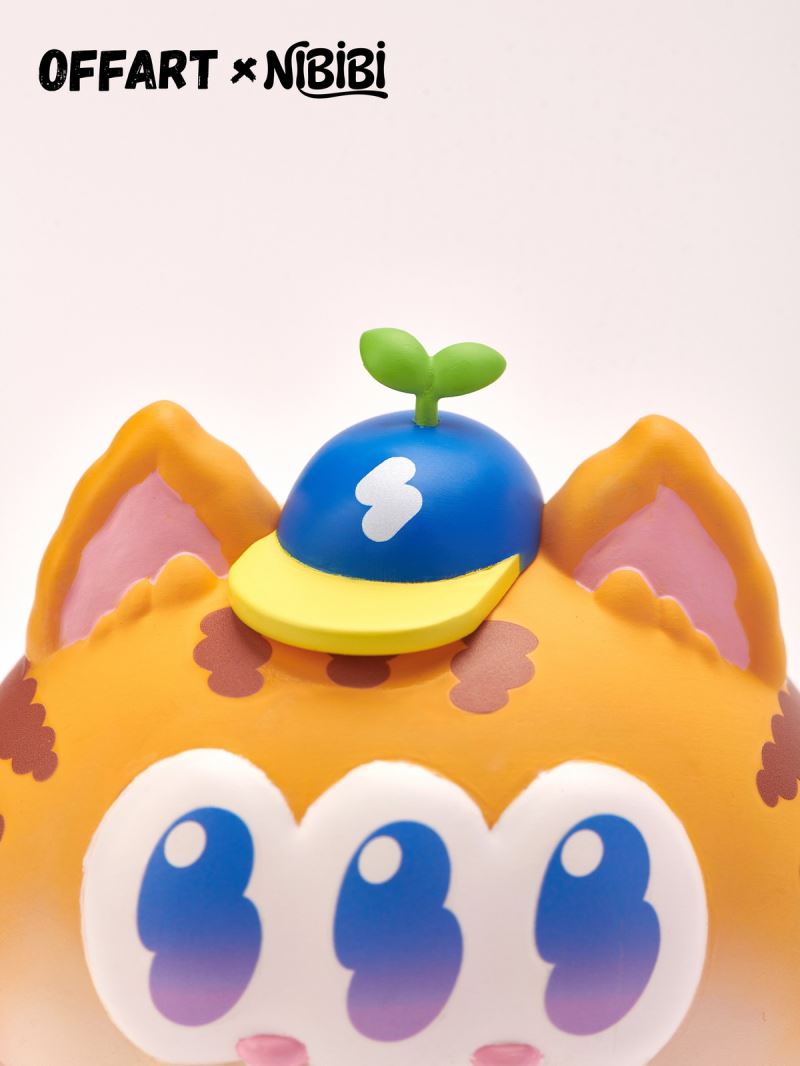 NIBBI Three-Eyed Cat Figurine
