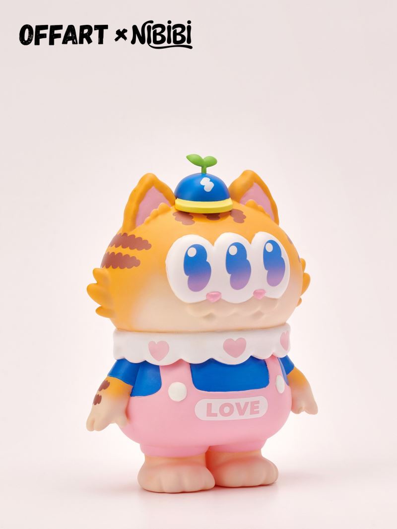 NIBBI Three-Eyed Cat Figurine