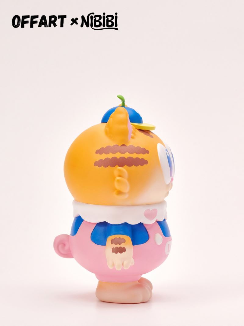 NIBBI Three-Eyed Cat Figurine