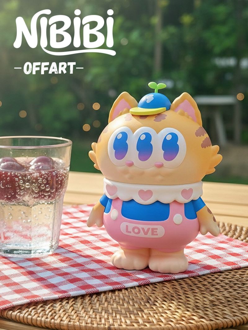 NIBBI Three-Eyed Cat Figurine