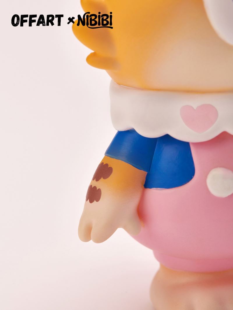 NIBBI Three-Eyed Cat Figurine