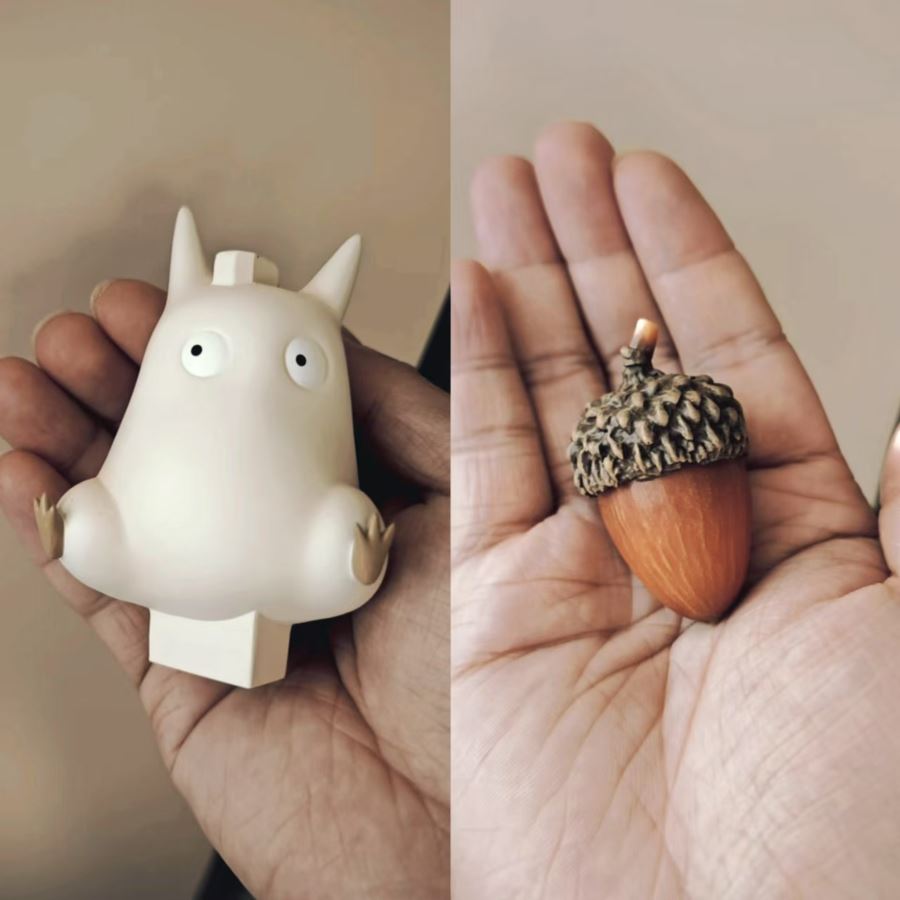 Totoro moving acorns