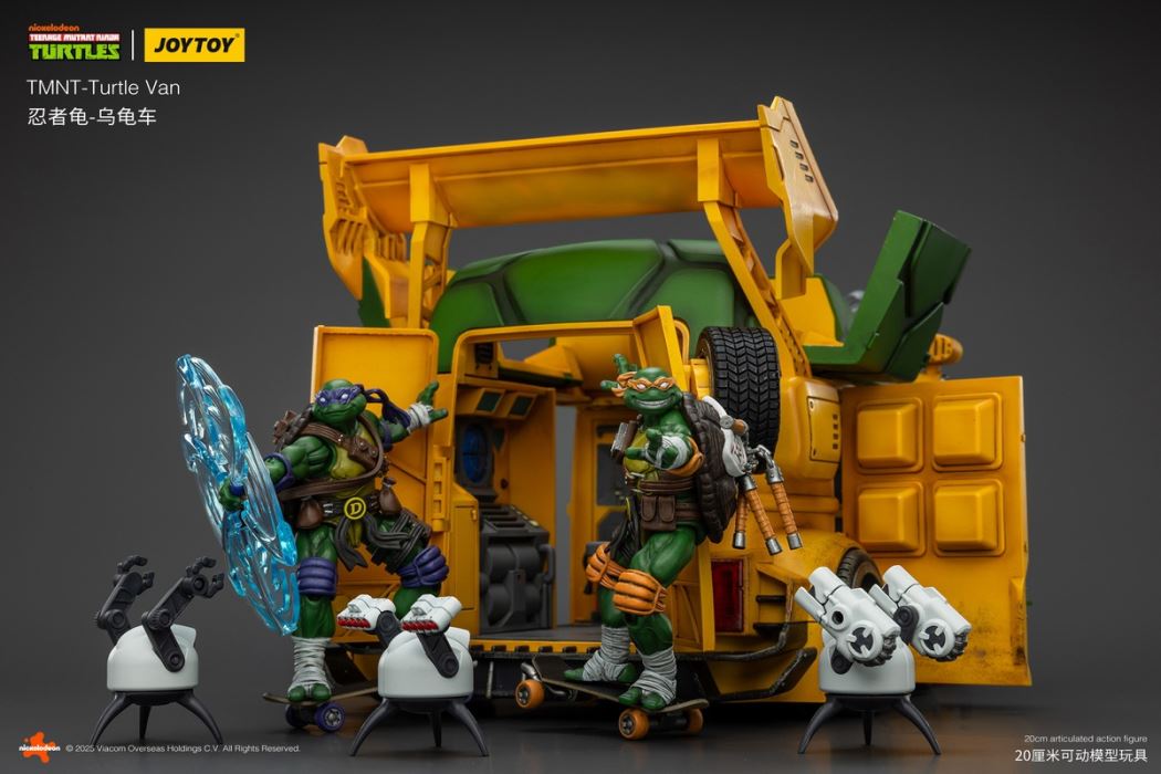 TMNT Ninja Turtles - Turtle Car & Ronnie the Nail 1/18