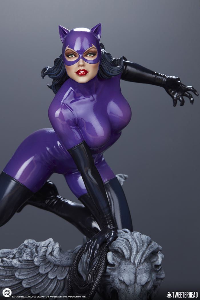 Catwoman (Purple Edition)