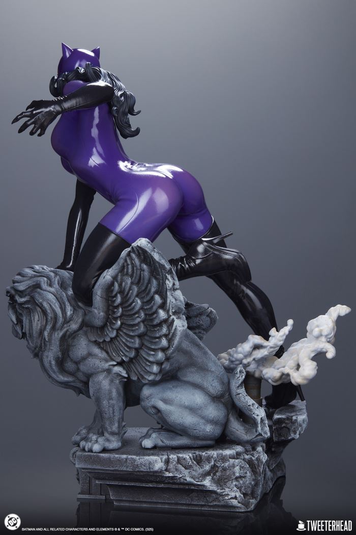 Catwoman (Purple Edition)