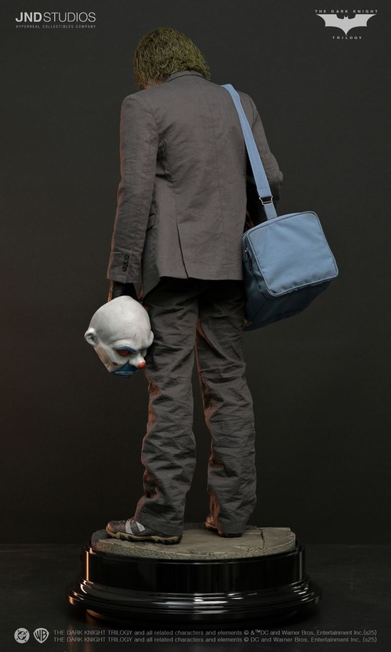 The Joker [Robber Version & Robber and Coat Version] 1/3