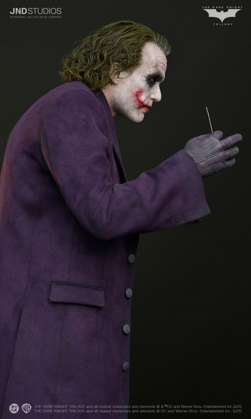 The Joker [Robber Version & Robber and Coat Version] 1/3