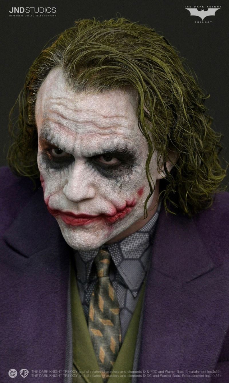 The Joker [Robber Version & Robber and Coat Version] 1/3