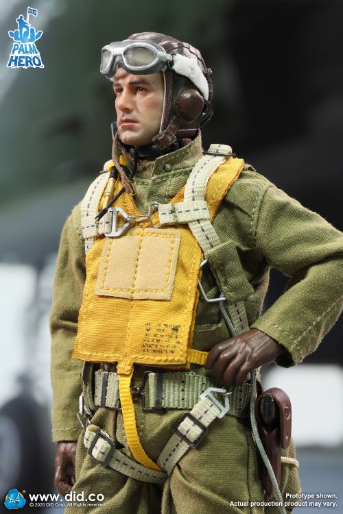 Captain Leif, a pilot of the U.S. Army Air Force in World War II 1/12