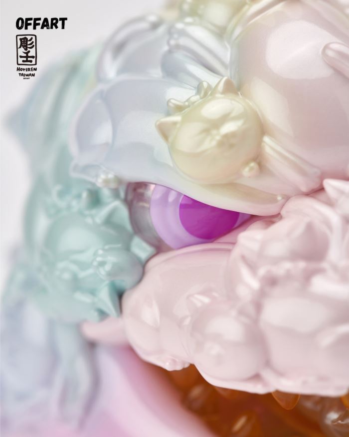 Hundred Cats Red Lotus Mini Lucky Head Sculpture - Sweet Frosting Version