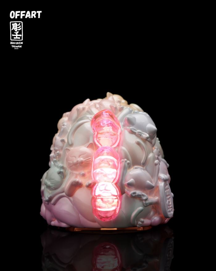 Hundred Cats Red Lotus Mini Lucky Head Sculpture - Sweet Frosting Version