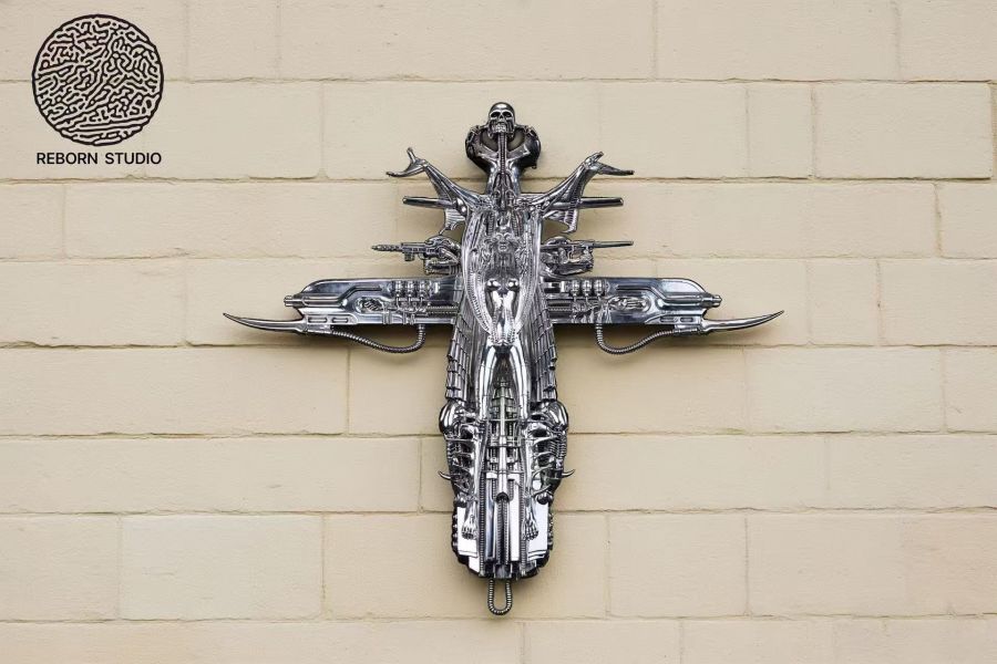 Giger Cross