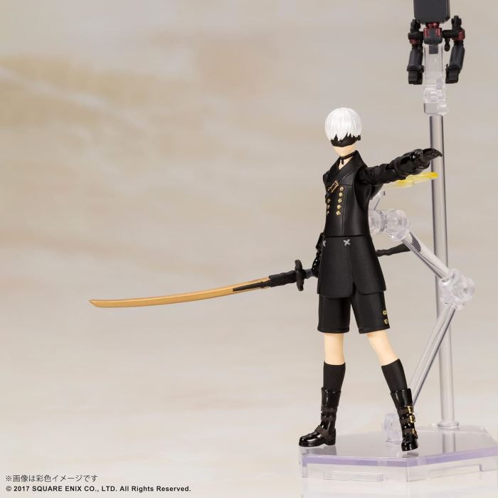 NieR:Automata Plastic Model Kit 2B & 9S
