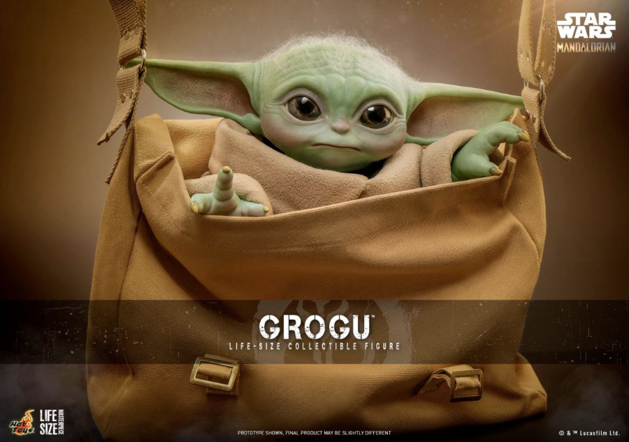 The Mandalorian 1/1 scale figure Grogu (with carrying bag)