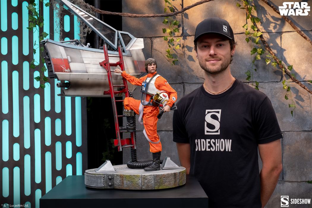 Luke Skywalker & X-Wing: Red Five, Standing By