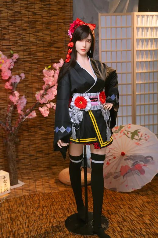 Final Fantasy 1/1 Tifa Full Silicone