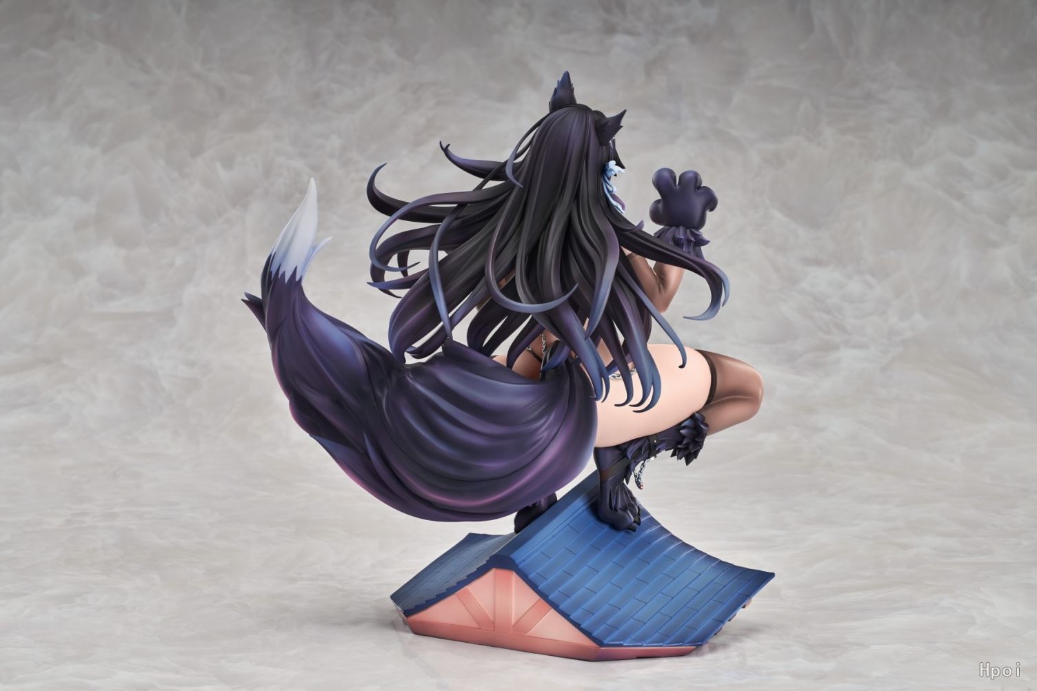 Azur Lane Atago Manjuu Full Moon's Feral Wolf 1/7