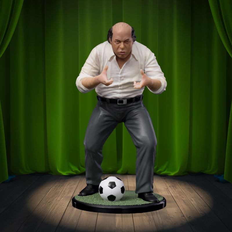 The Coach in the Ball: Oronzo Cana (Lino Banfi) Cine-Moni