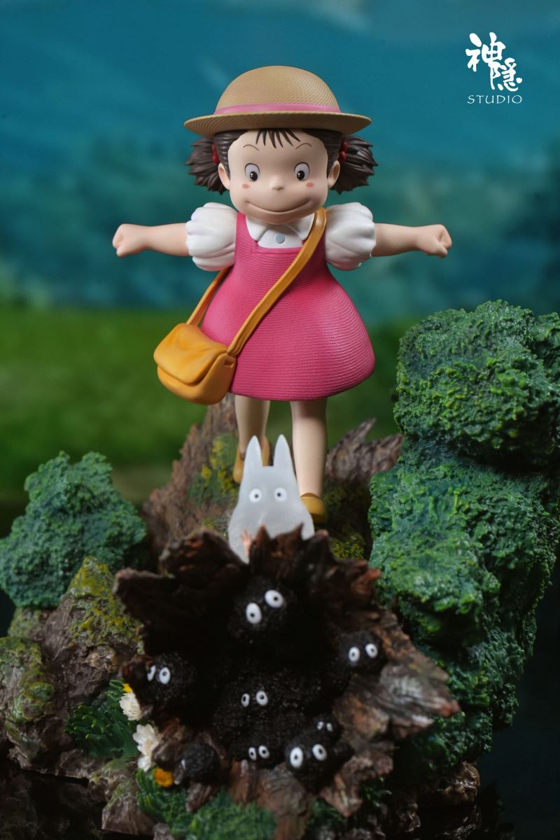 Kusakabe Mei on wood - My Neighbor Totoro
