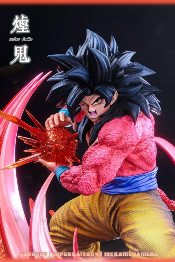 Super Saiyan 4 Goku - Dragon Ball
